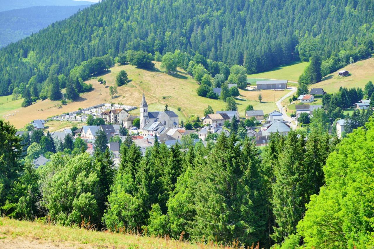 Auberge Le Sabot De Venus Méaudre Exteriör bild